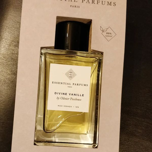 Essential Parfums Divine Vanille 100мл (Есентіалі Парфумс Дівіне Ваніль) 121156 фото